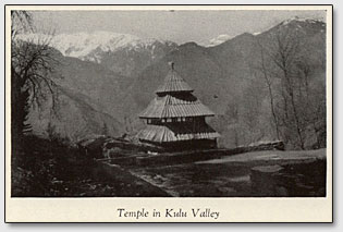 Буддистский храм в долине Куллу, где находится штаб-квартира института "Урусвати" 