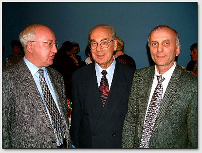 Члены Правления МЦР: Кадакин А.М., Воронцов Ю.М., Булочник Б.И., 2001 г.