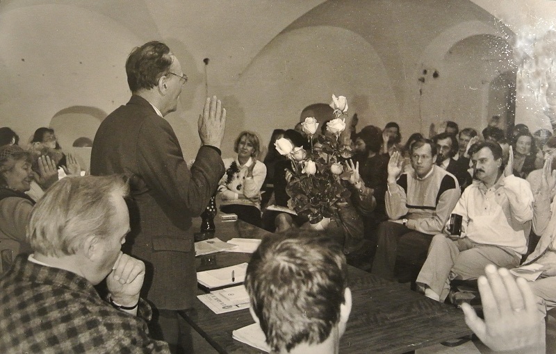 Фото. Учредительное собрание МЦР. Москва. 20 сентября 1991 года. Архив Н. А. Тоотс